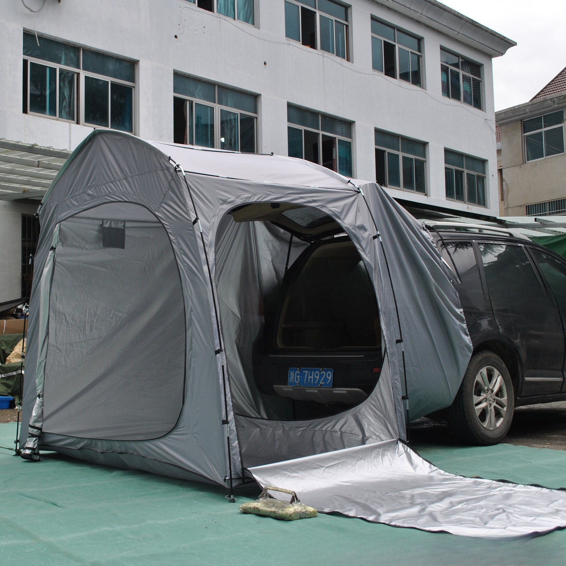 Emergency Mylar Tent - Kolayca Saklanabilir Tam Model Arka Tenteler,
